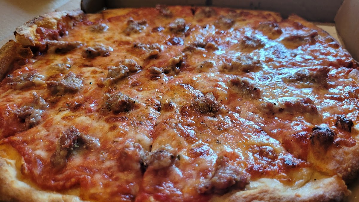 Minervini's Pizzeria-6